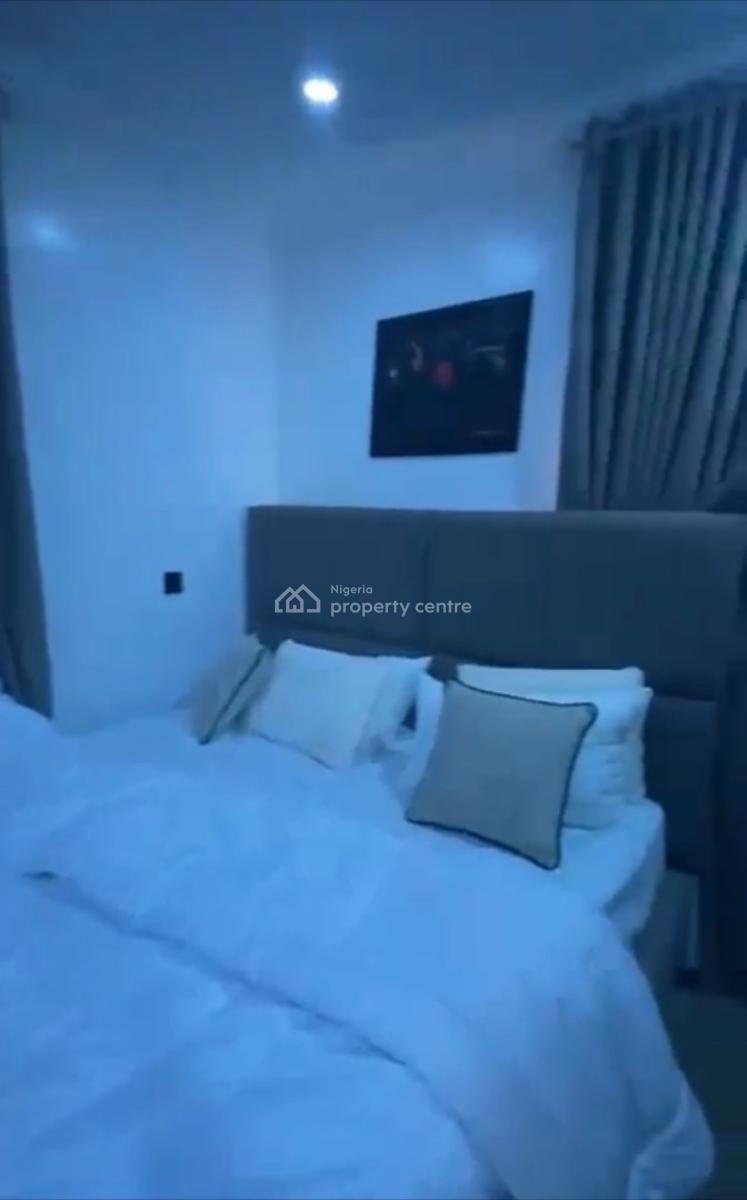 Luxury Furnished 2bedroom En-suite Flat, Tarred Road, Wuye Main, Wuye, Abuja, Block of Flats for Sale