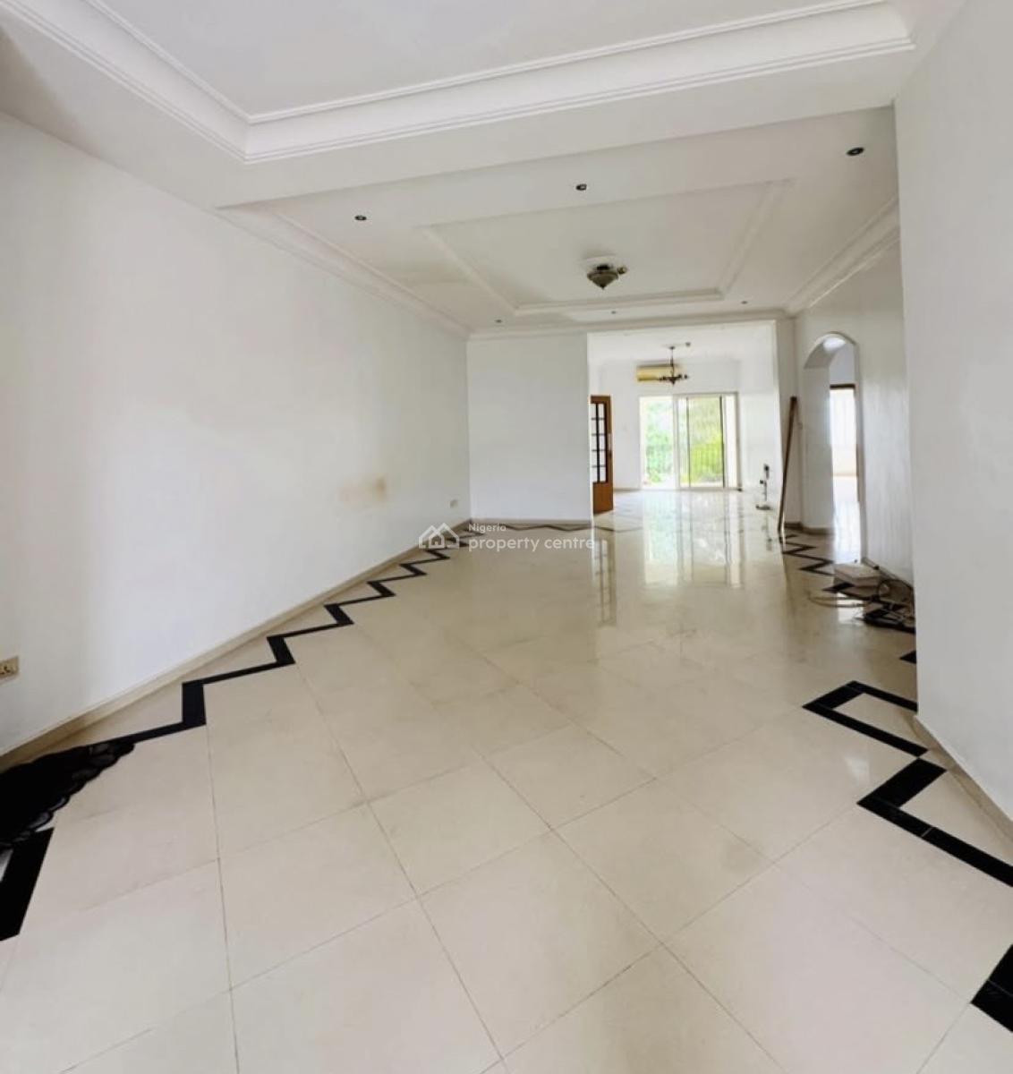 *well Built Three Bedroom Apartment with Bq, Banana Island Ikoyi, Banana Island, Ikoyi, Lagos, Flat / Apartment for Rent
