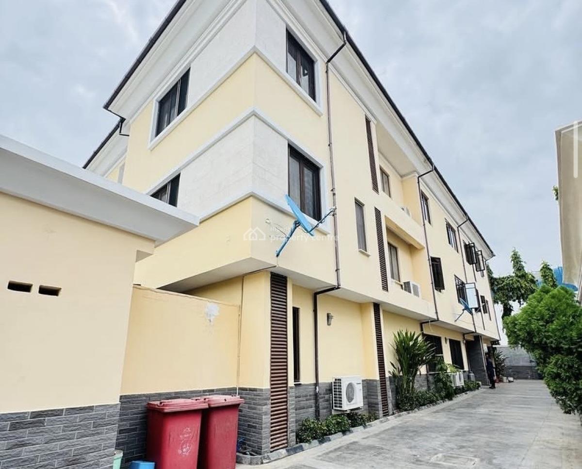 *well Built Two Bedroom Apartment, Banana Island Ikoyi, Banana Island, Ikoyi, Lagos, Flat / Apartment for Rent