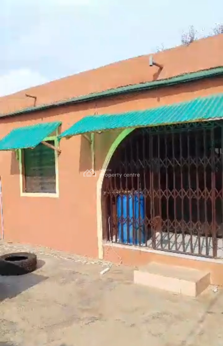 Block of Flats, Ikotun, Lagos, Flat / Apartment for Sale