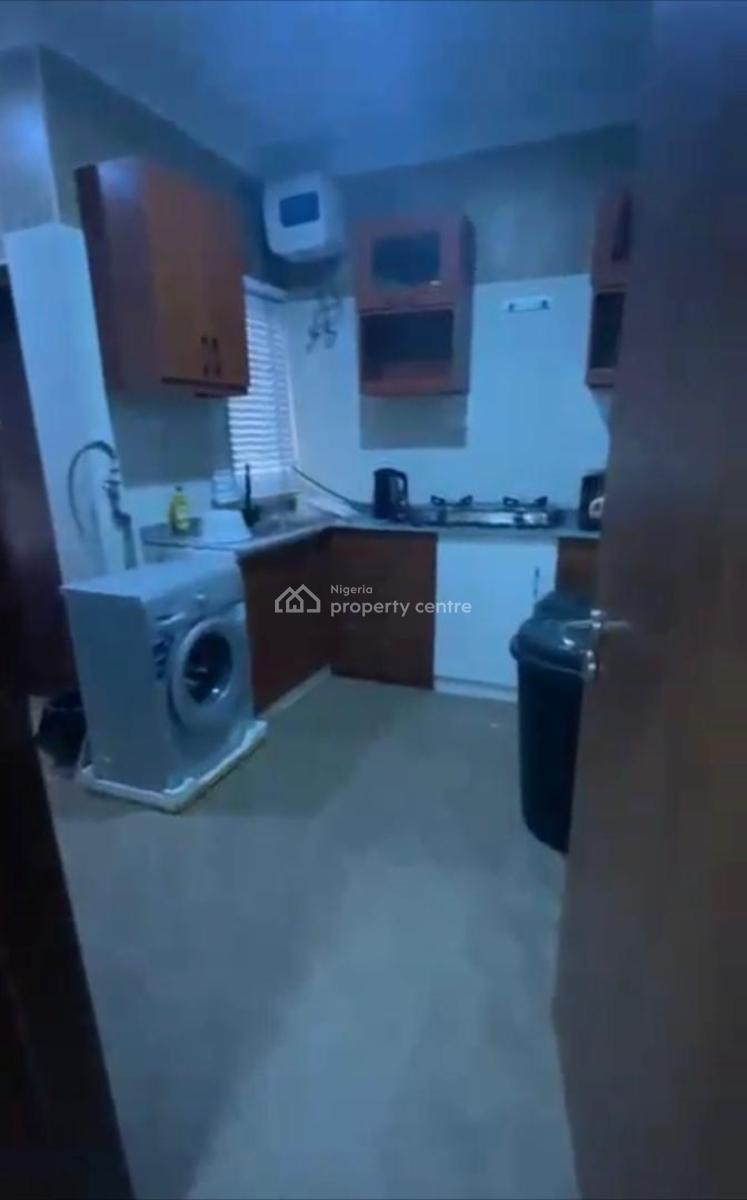 Luxury Furnished 2bedroom En-suite Flat, Tarred Road, Wuye, Abuja, Block of Flats for Sale