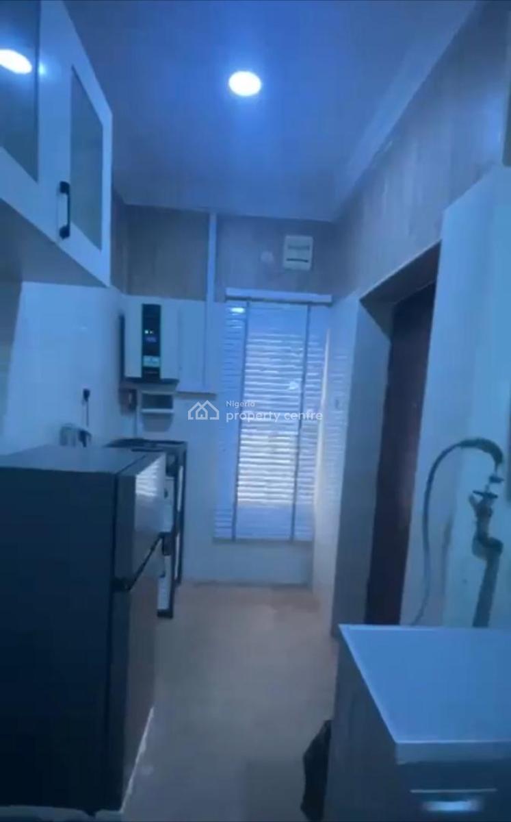 Luxury Furnished 2bedroom En-suite Flat, Tarred Road, Wuye, Abuja, Block of Flats for Sale