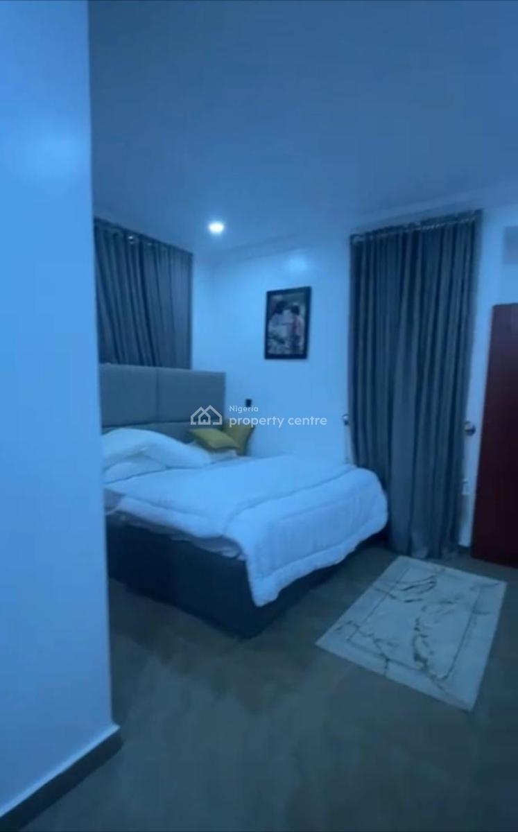 Luxury Furnished 2bedroom En-suite Flat, Tarred Road, Wuye, Abuja, Block of Flats for Sale