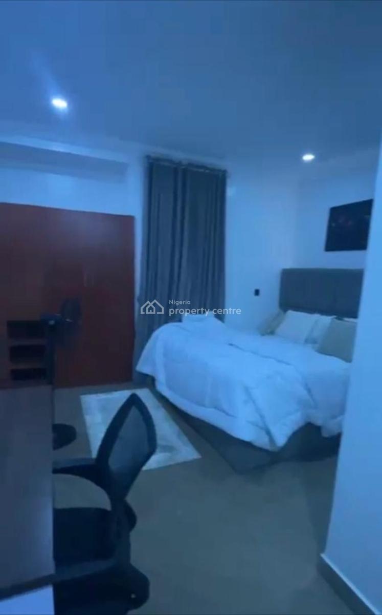 Luxury Furnished 2bedroom En-suite Flat, Tarred Road, Wuye, Abuja, Block of Flats for Sale