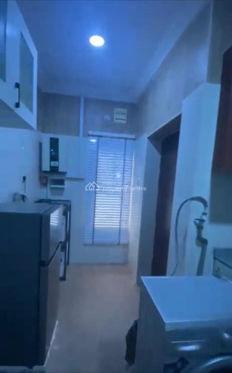 Luxury Furnished 2bedroom En-suite Flat, Tarred Road, Wuye, Abuja, Block of Flats for Sale