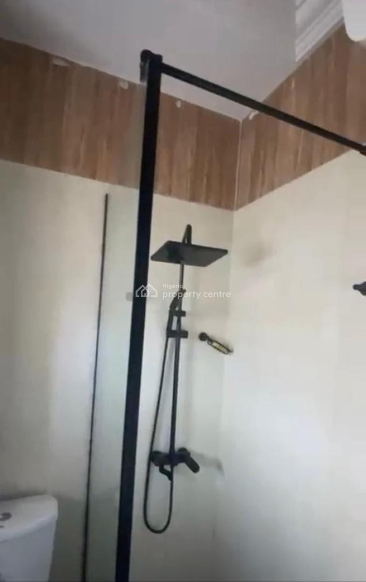 Luxury Furnished 2bedroom En-suite Flat, Tarred Road, Wuye, Abuja, Block of Flats for Sale