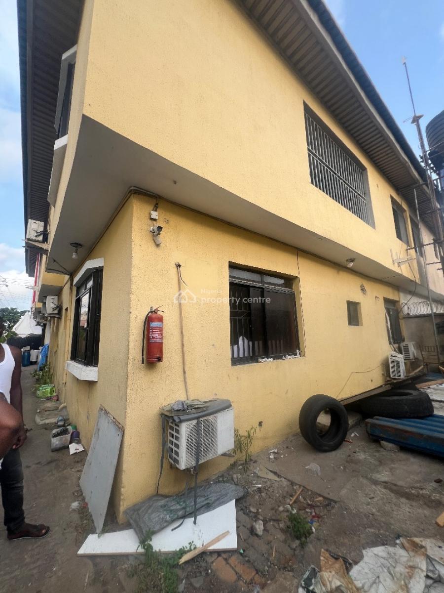 5bedroom Semi Detached with 2roooms Bq at Lekki Phase 1, Adebayo Doherty Road Lekki Phase 1, Lekki Phase 1, Lekki, Lagos, Semi-detached Duplex for Rent