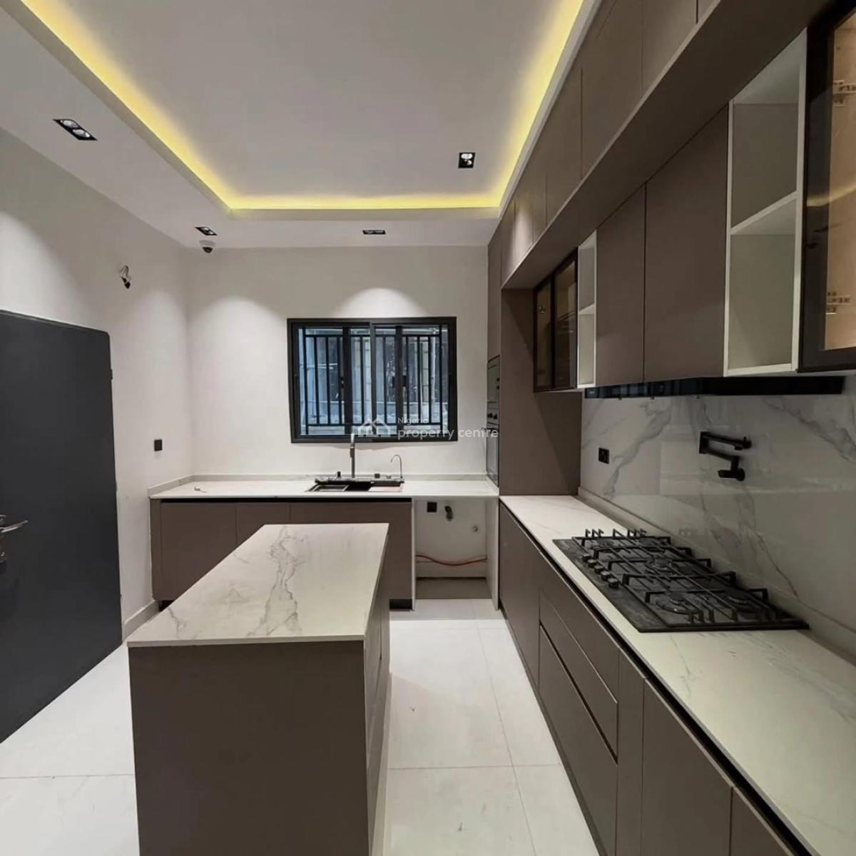 Smartly Designed 3 Bedroom Serviced Apartment,alexa,speakers,cinema, Serene & Well Secured Neighborhood, Jahi, Abuja, Flat / Apartment for Sale