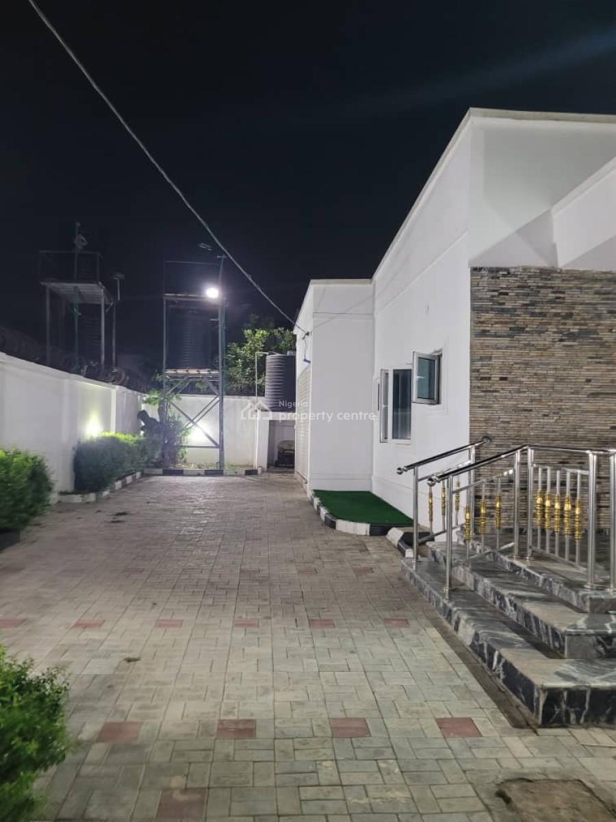 Luxury & Well Furnished 4 Bedroom Bedroom Bungalow, Light City Estate Airport Road, Sabon Lugbe, Lugbe District, Abuja, Detached Bungalow for Sale