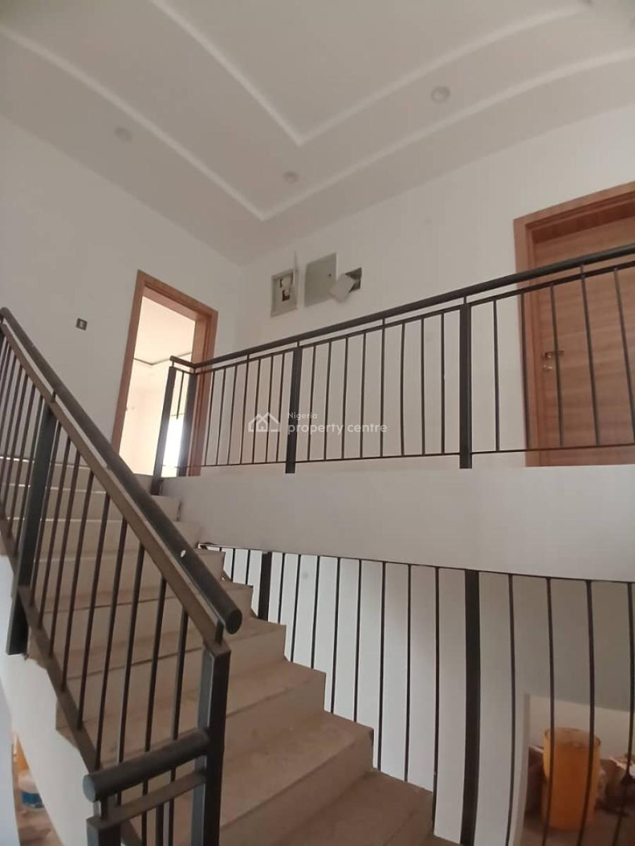 Tastefully Finished 4 Bedroom Semi Detached Duplex with a Room Bq, Guzape District, Abuja, Semi-detached Duplex for Rent