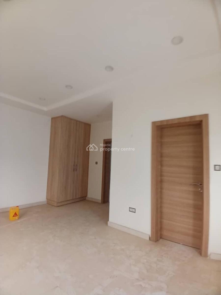 Tastefully Finished 4 Bedroom Semi Detached Duplex with a Room Bq, Guzape District, Abuja, Semi-detached Duplex for Rent