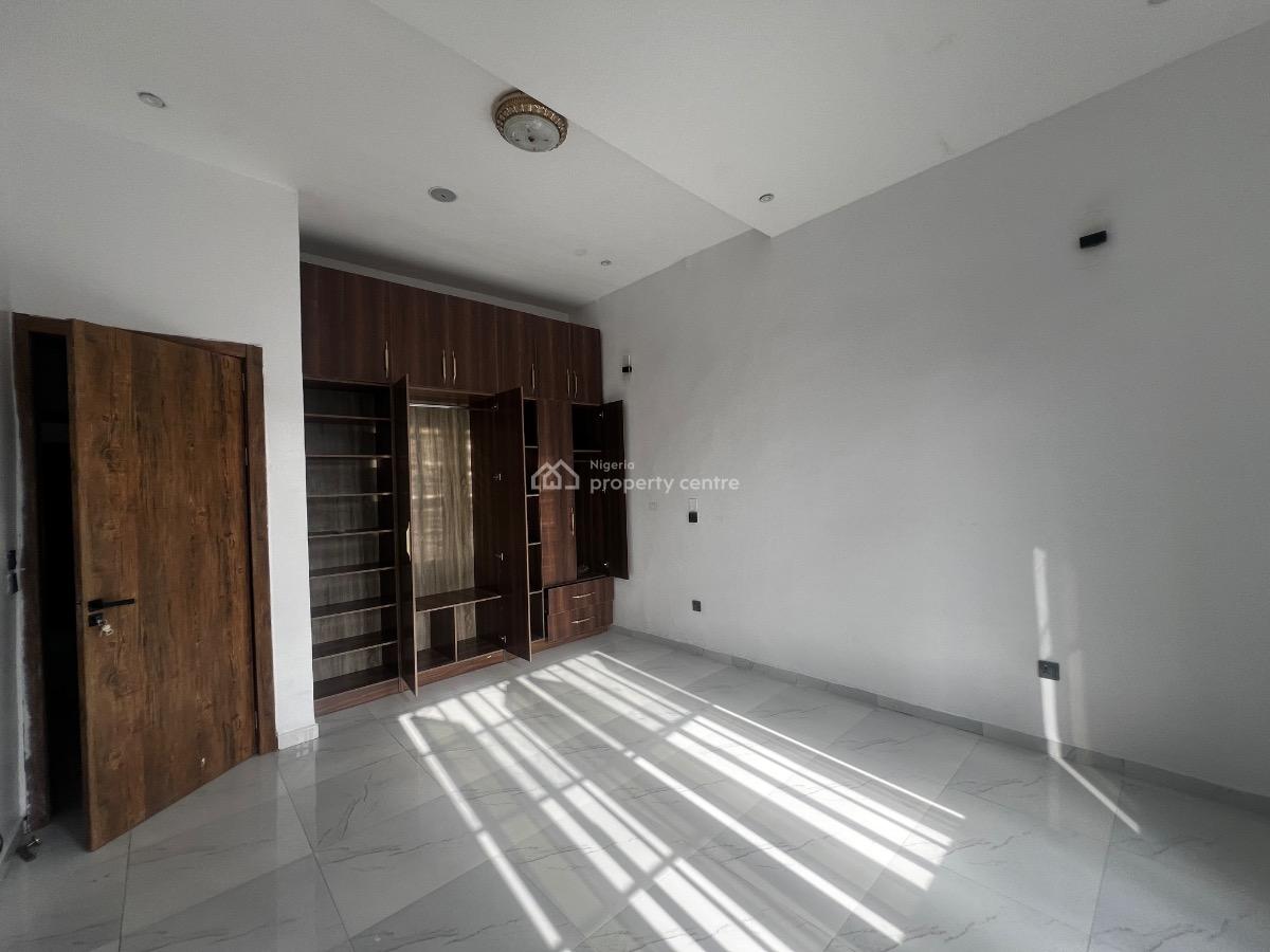 Spacious 4bedroom Terrace House with Fully Fitted Kitchen, Igbo Efon, Lekki, Lagos, Terraced Duplex for Rent