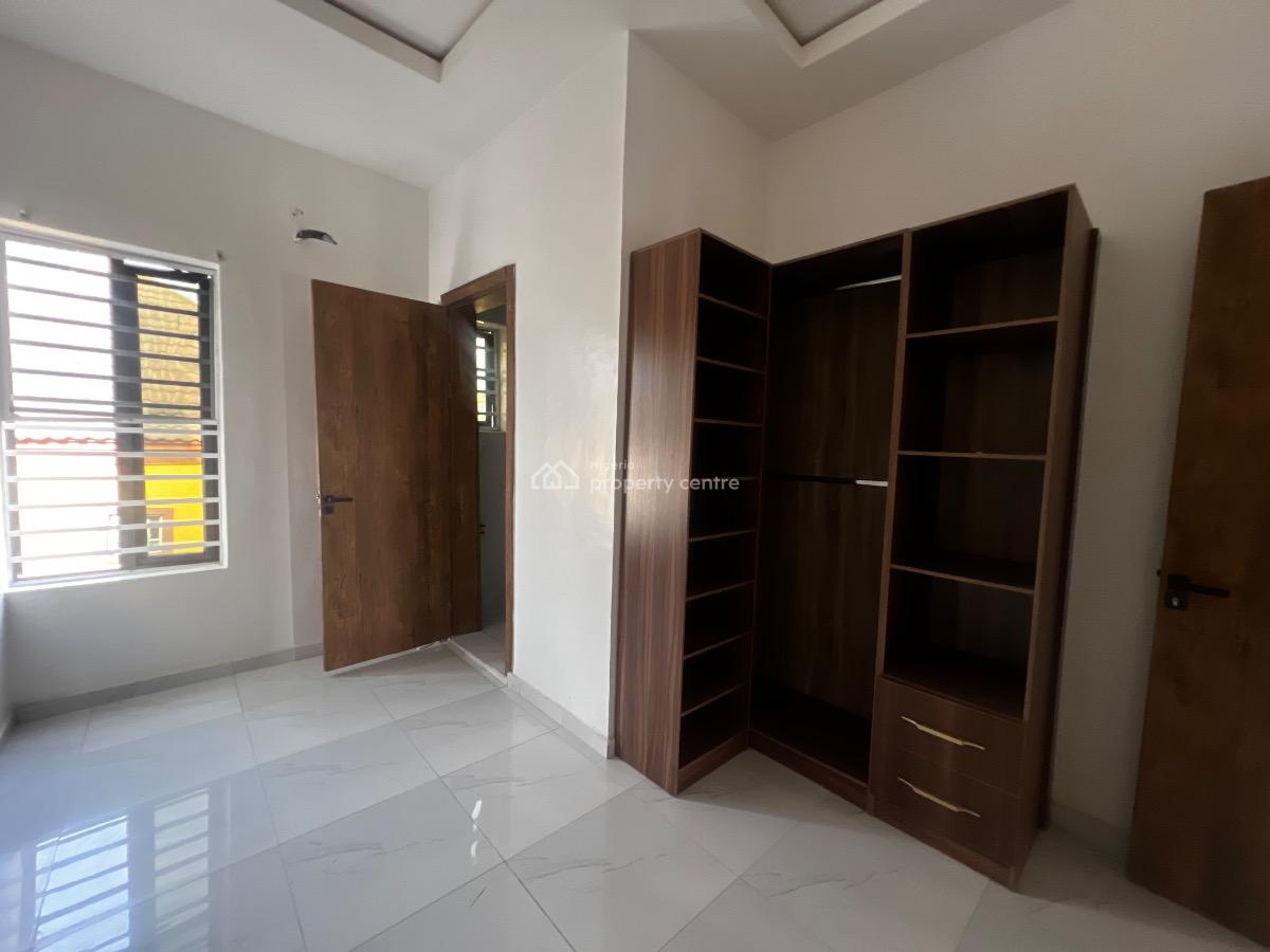 Spacious 4bedroom Terrace House with Fully Fitted Kitchen, Igbo Efon, Lekki, Lagos, Terraced Duplex for Rent