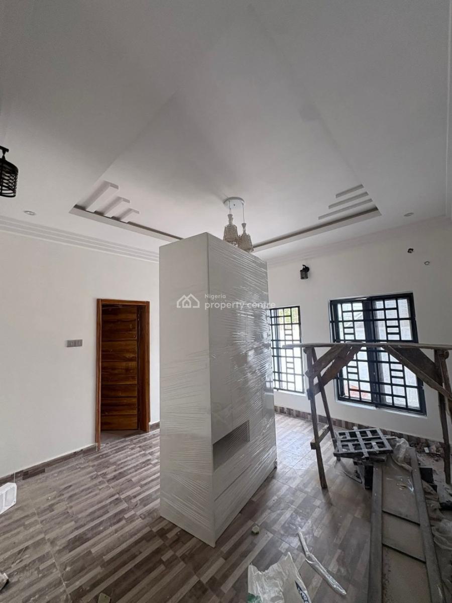 2 Bedroom Apartment with Modern  Facilities, Shobande/palace Area, Akala Estate, Akobo Ibadan., Ibadan, Oyo, House for Rent