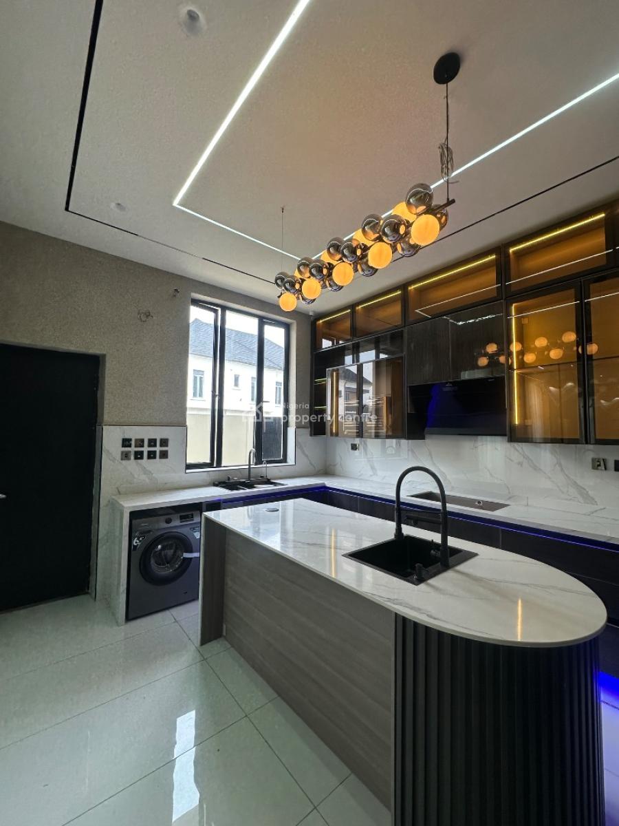 Pristine and Sophisticated 5 Bedroom Fully Detached Duplex, Orchid Road, Lekki, Lagos, Detached Duplex for Sale