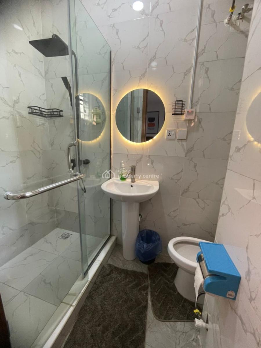 One Bedroom Apartment, Orchid Road, Lekki, Lagos, House Short Let