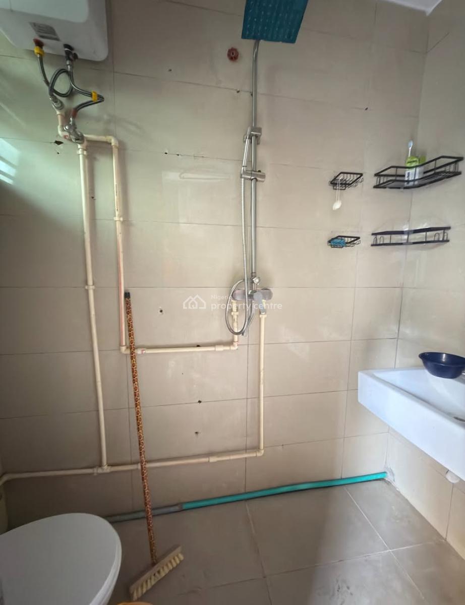 Spacious 1 Bedroom  Single Room with Kitchen, Chevron, Lekki, Lagos, House for Rent