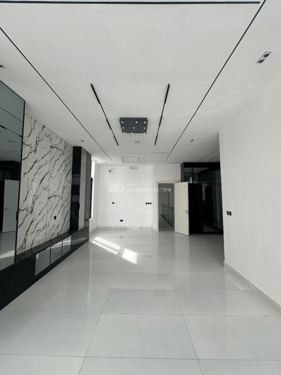 Pristine and Sophisticated 5 Bedroom Fully Detached Duplex, Orchid Road, Lekki, Lagos, Detached Duplex for Sale