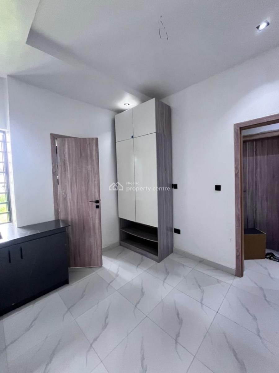Clean 1 Bedroom with a Private Kitchen in a Lovely Estate, Lekk County, Ikota, Ikota, Lekki, Lagos, Self Contain (single Rooms) for Rent