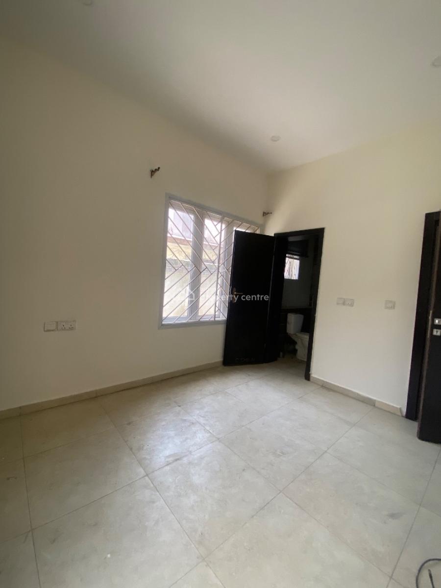 Luxury 3bed with Clean Water and Light in Code to Access Est, Lekki Right, Lekki, Lagos, Flat / Apartment for Rent