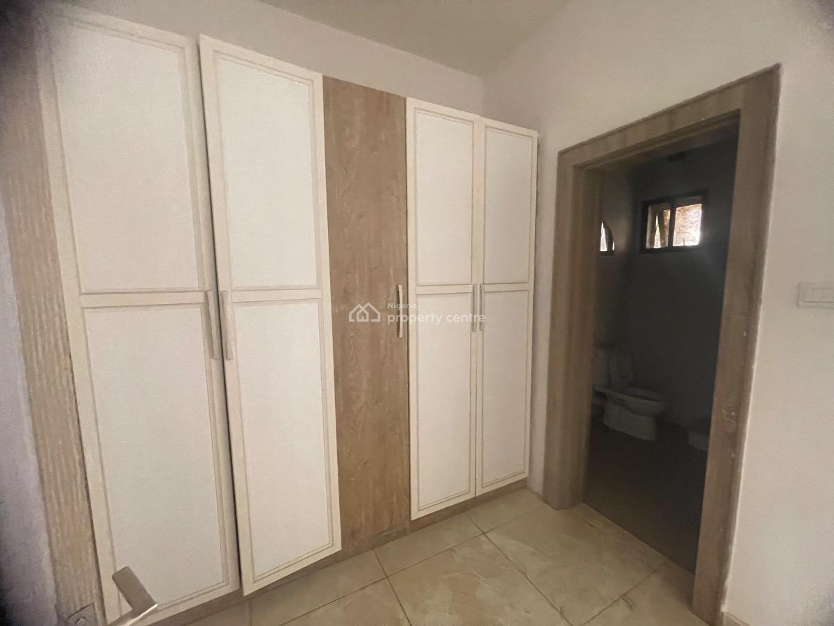 3 Bedroom Flat, Guzape District, Abuja, Flat / Apartment for Rent