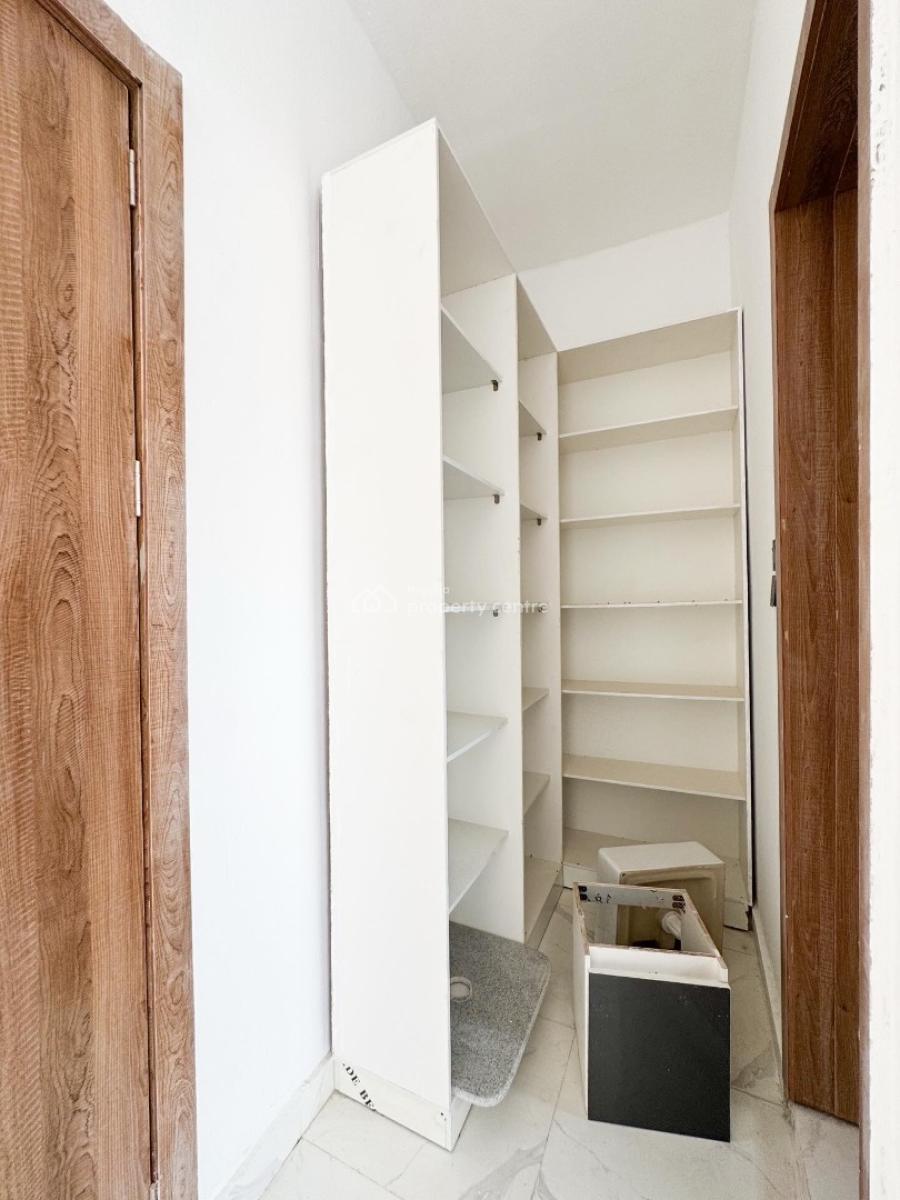 Serviced 4 Bedroom Terrace Duplex with En-suite Rooms, 4 Bedroom Duplex in a Fully Secured Estate, Ikota, Lekki, Lagos, Terraced Duplex for Sale