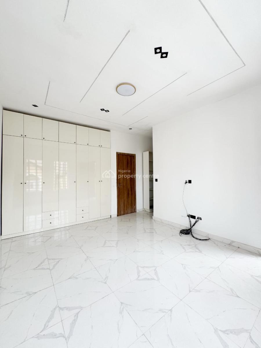 Serviced 4 Bedroom Terrace Duplex with En-suite Rooms, 4 Bedroom Duplex in a Fully Secured Estate, Ikota, Lekki, Lagos, Terraced Duplex for Sale