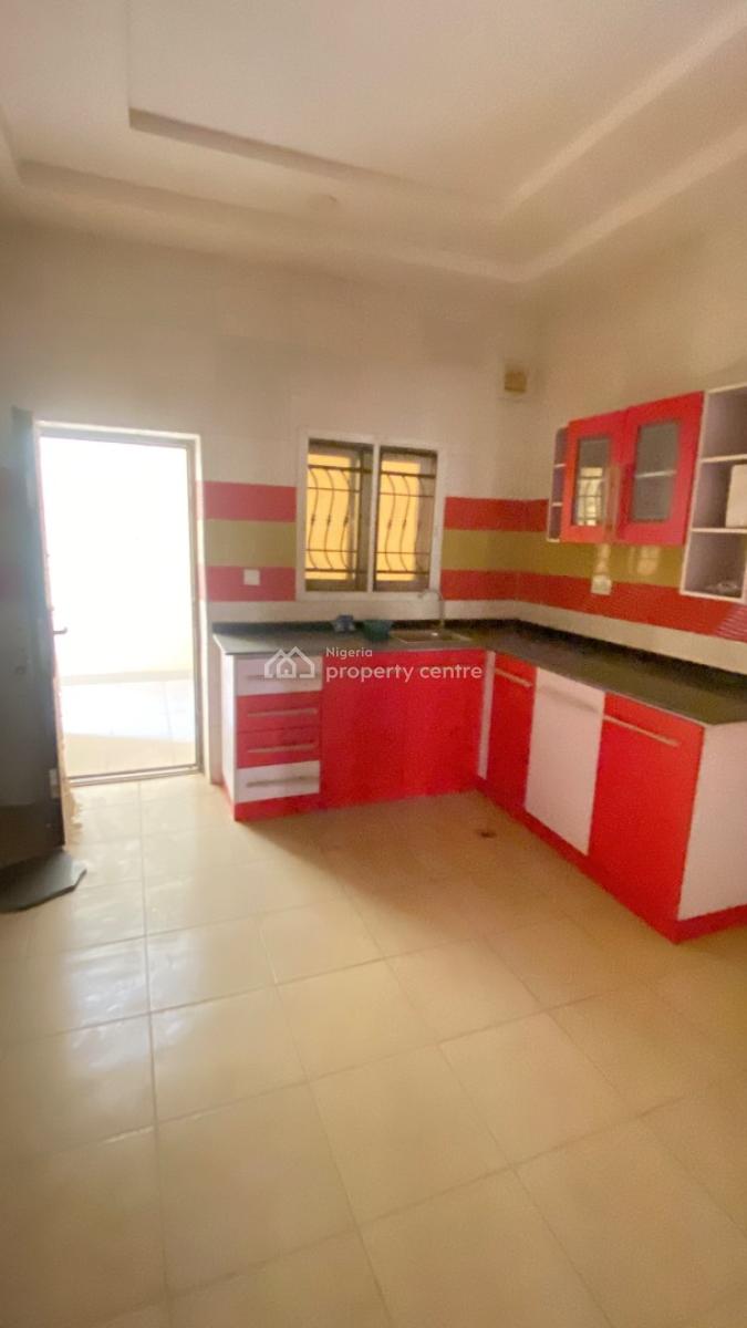 Luxury 3 Bedroom Flat with Excellent Architectural Features, Jahi After Adovie School, Jahi, Abuja, Block of Flats for Sale