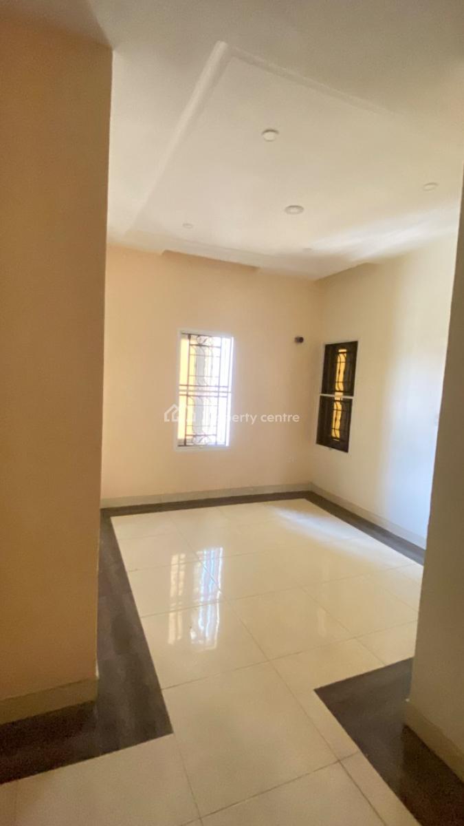 Luxury 3 Bedroom Flat with Excellent Architectural Features, Jahi After Adovie School, Jahi, Abuja, Block of Flats for Sale