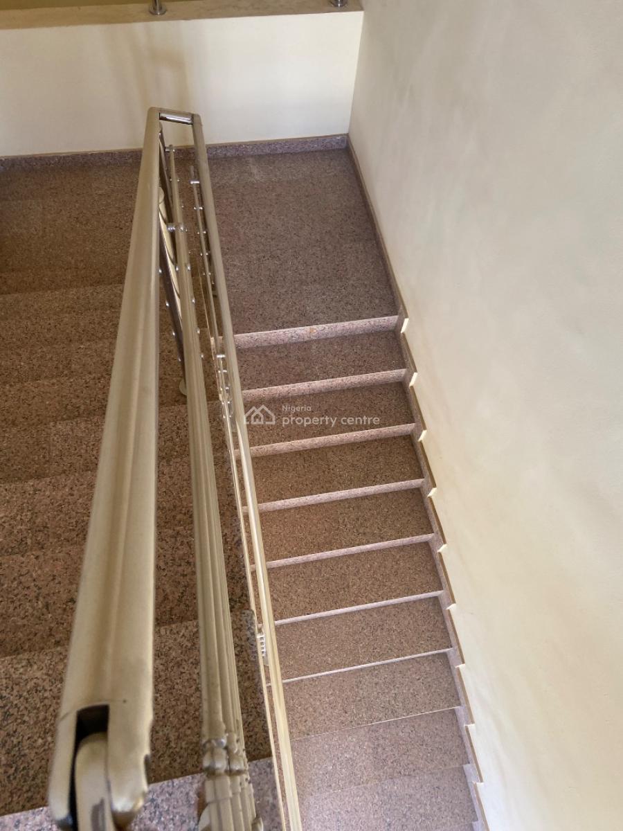 Luxury 3 Bedroom Flat with Excellent Architectural Features, Jahi After Adovie School, Jahi, Abuja, Block of Flats for Sale
