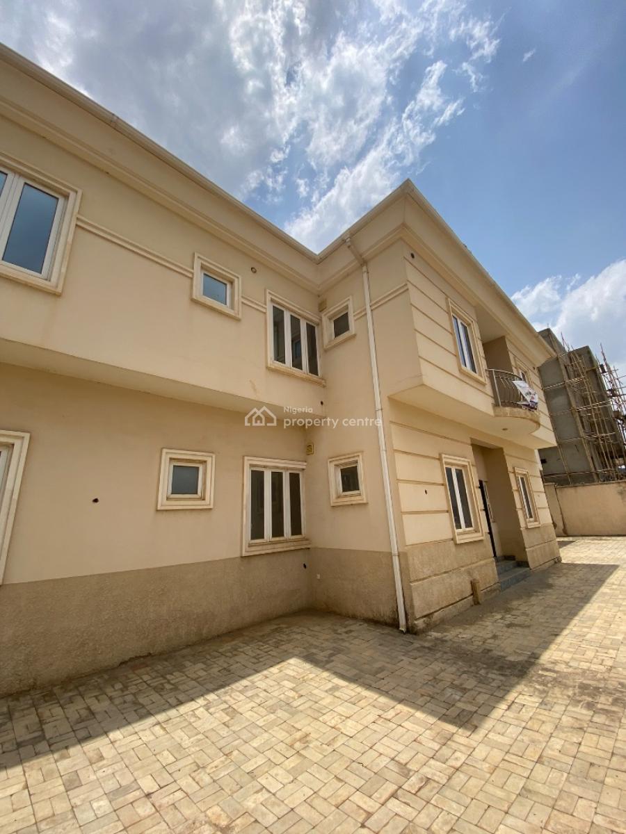 Luxury 3 Bedroom Flat with Excellent Architectural Features, Jahi After Adovie School, Jahi, Abuja, Block of Flats for Sale