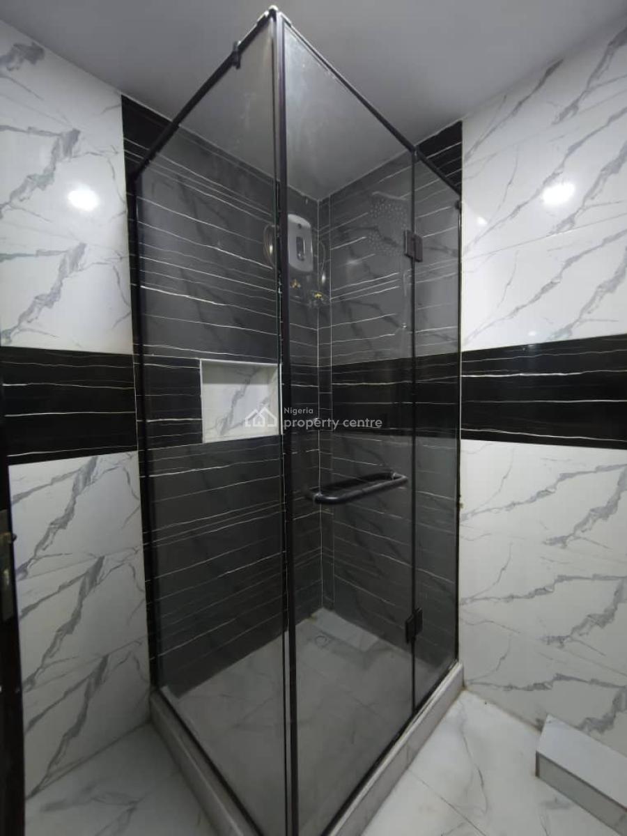 2 Bedrooms Apartment, Lekki Phase 1, Lekki, Lagos, Flat / Apartment for Rent