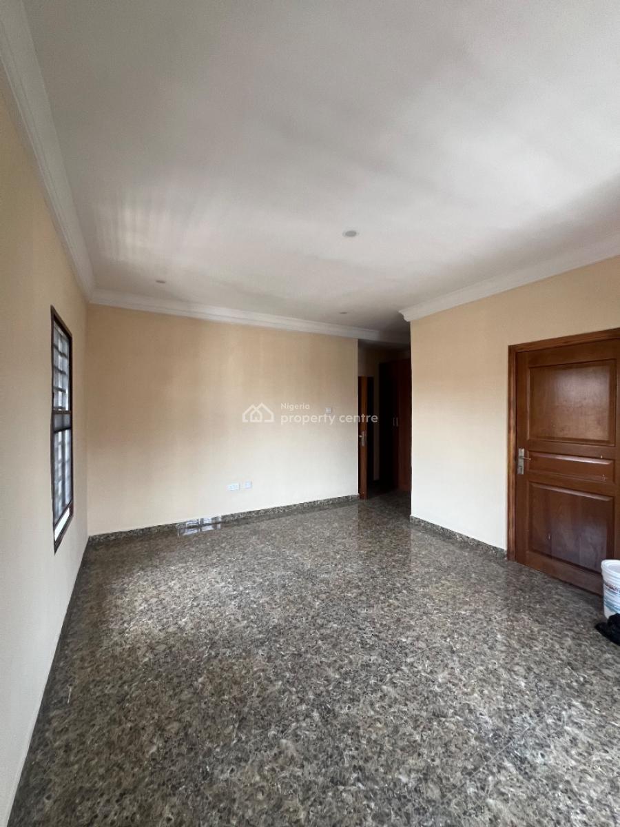 Partly Serviced 3 Bedroom Apartment with Bq, Off Admiralty Way, Lekki Phase 1, Lekki, Lagos, Flat / Apartment for Rent