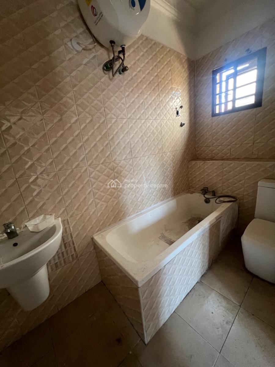 Partly Serviced 3 Bedroom Apartment with Bq, Off Admiralty Way, Lekki Phase 1, Lekki, Lagos, Flat / Apartment for Rent