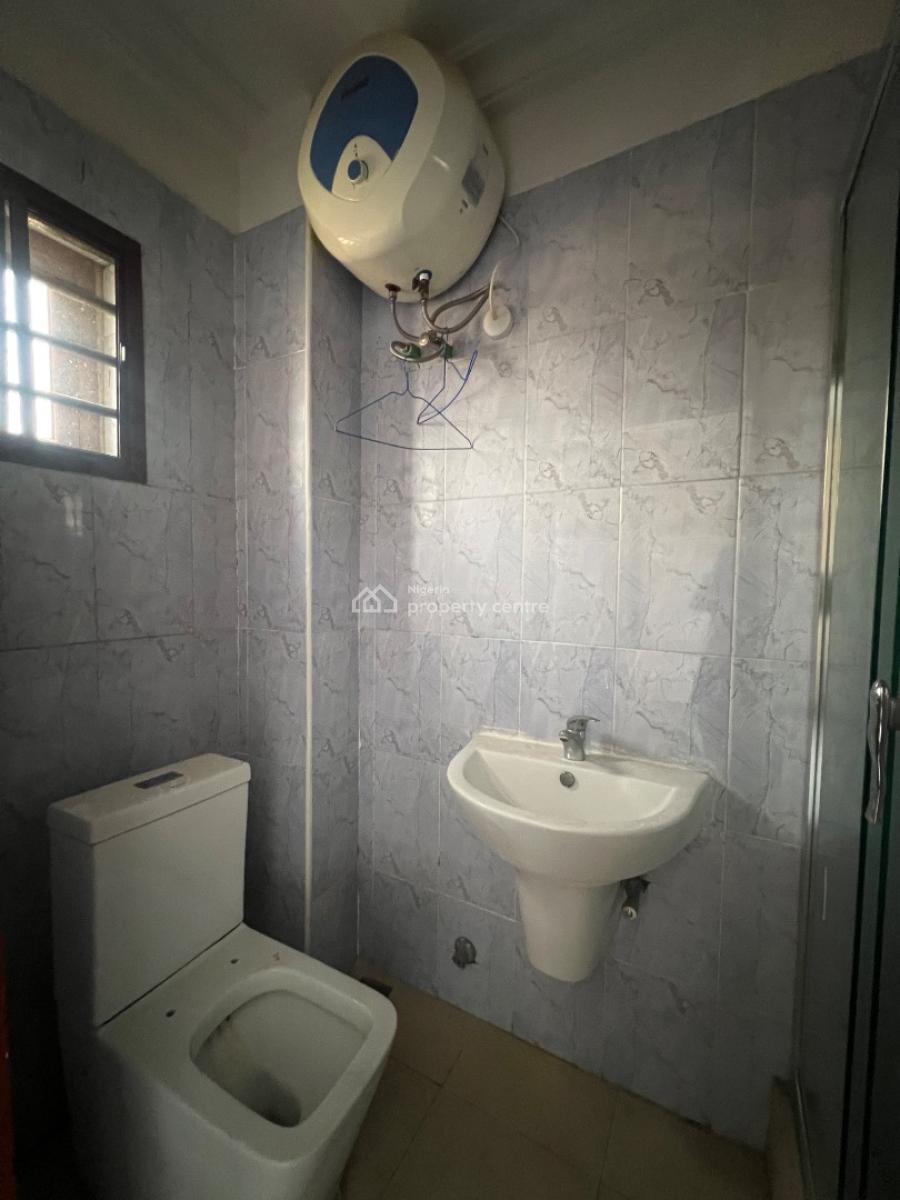 Partly Serviced 3 Bedroom Apartment with Bq, Off Admiralty Way, Lekki Phase 1, Lekki, Lagos, Flat / Apartment for Rent