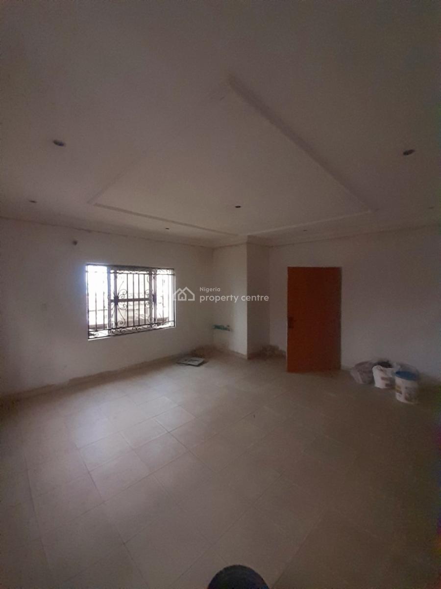 Spacious Mini Flat (upstairs) at Moroko, Ajah, Maroko, Ajah, Lagos, Mini Flat (room and Parlour) for Rent