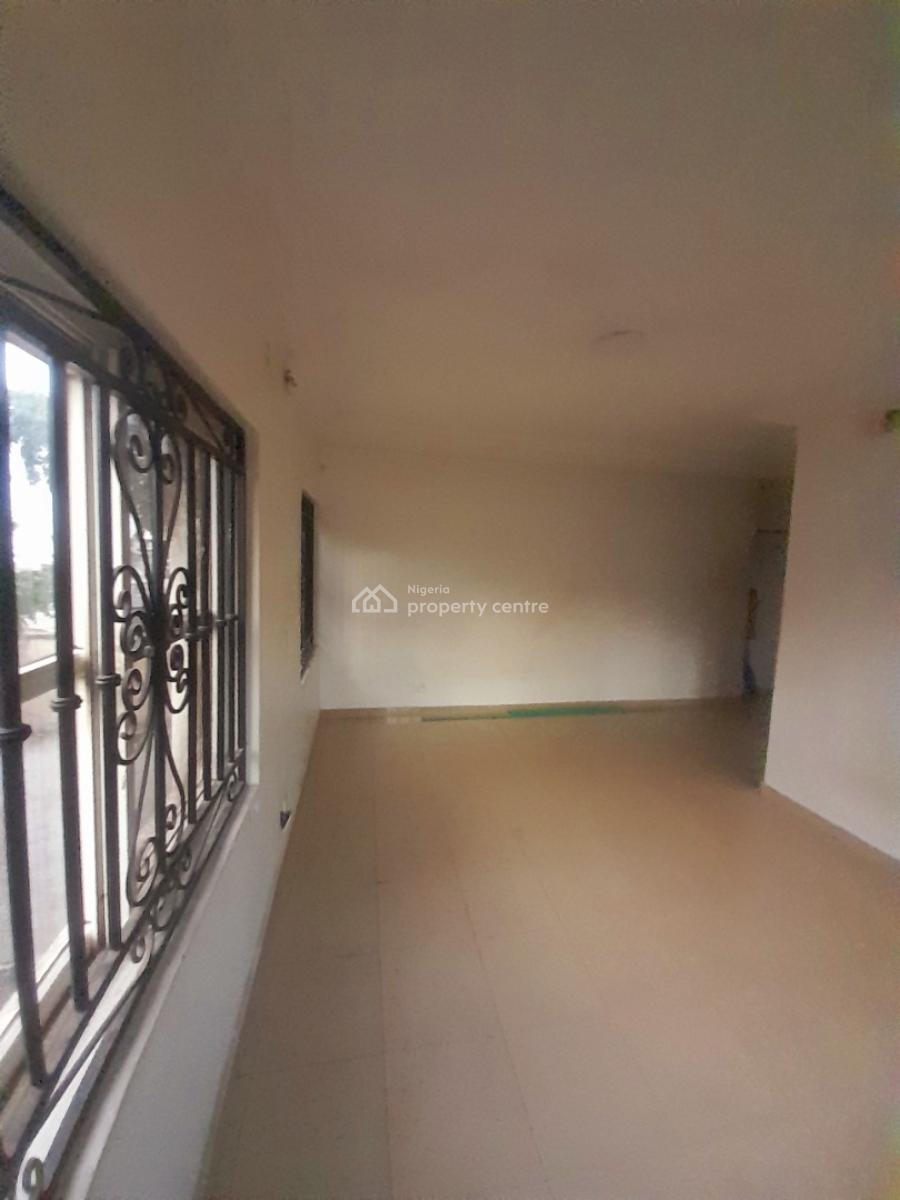 Spacious Mini Flat (upstairs) at Moroko, Ajah, Maroko, Ajah, Lagos, Mini Flat (room and Parlour) for Rent