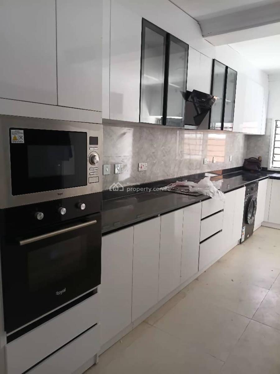 a Luxury 5bedroom Semi Detached House with 2 Rooms Bq, Off Bisola Durosinmi Etti Drive, Lekki Phase 1, Lekki, Lagos, Semi-detached Duplex for Rent