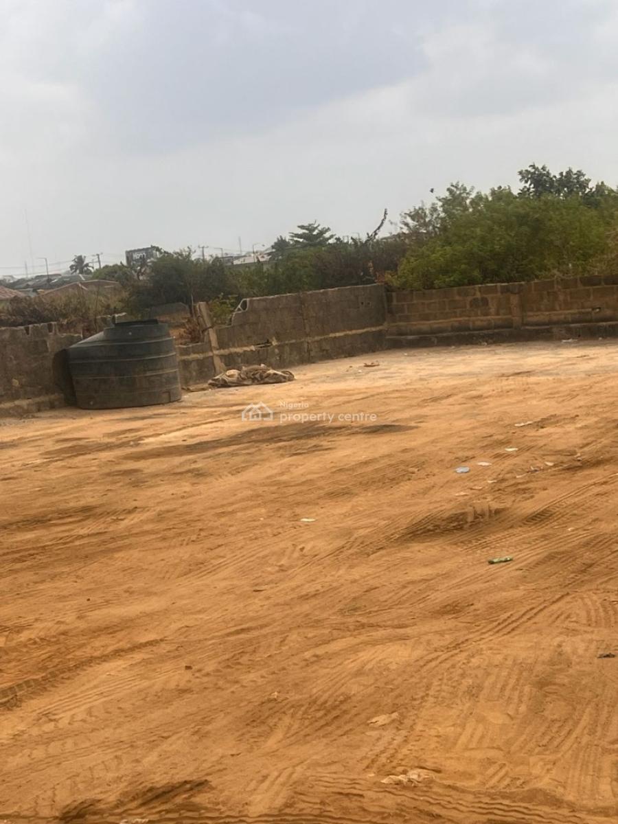 5acres of Land in a Gated Environment Facing Major Road, Ebute Ipakodo Road Ikorodu Lagos, Ikorodu, Lagos, Commercial Land for Sale