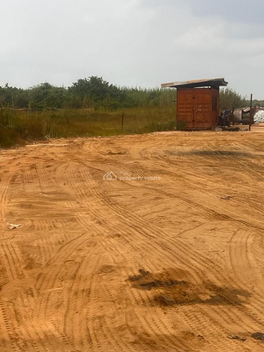 5acres of Land in a Gated Environment Facing Major Road, Ebute Ipakodo Road Ikorodu Lagos, Ikorodu, Lagos, Commercial Land for Sale