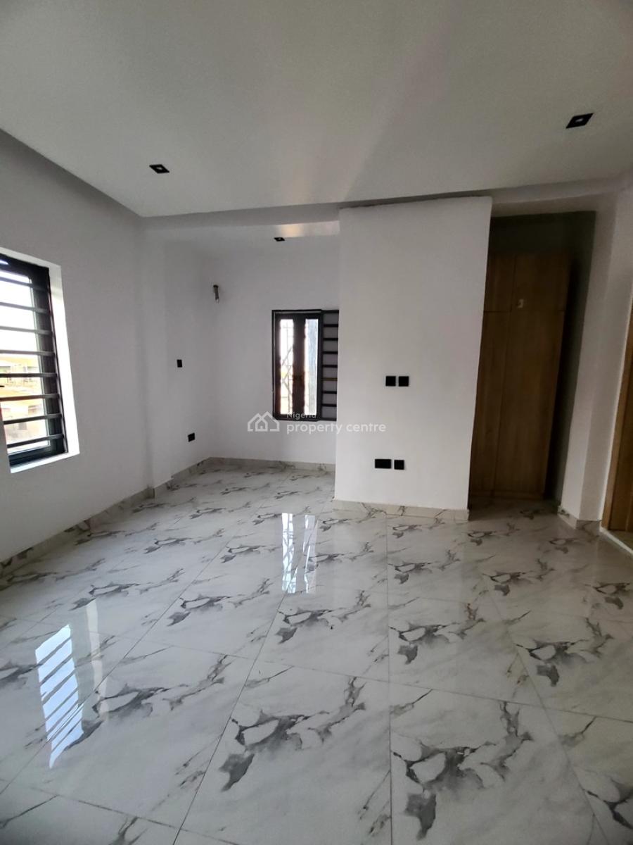 Newly Built Luxury 3 Bedroom Flat with Boys Quarter, Sholanke, Akoka, Yaba, Lagos, Flat / Apartment for Rent