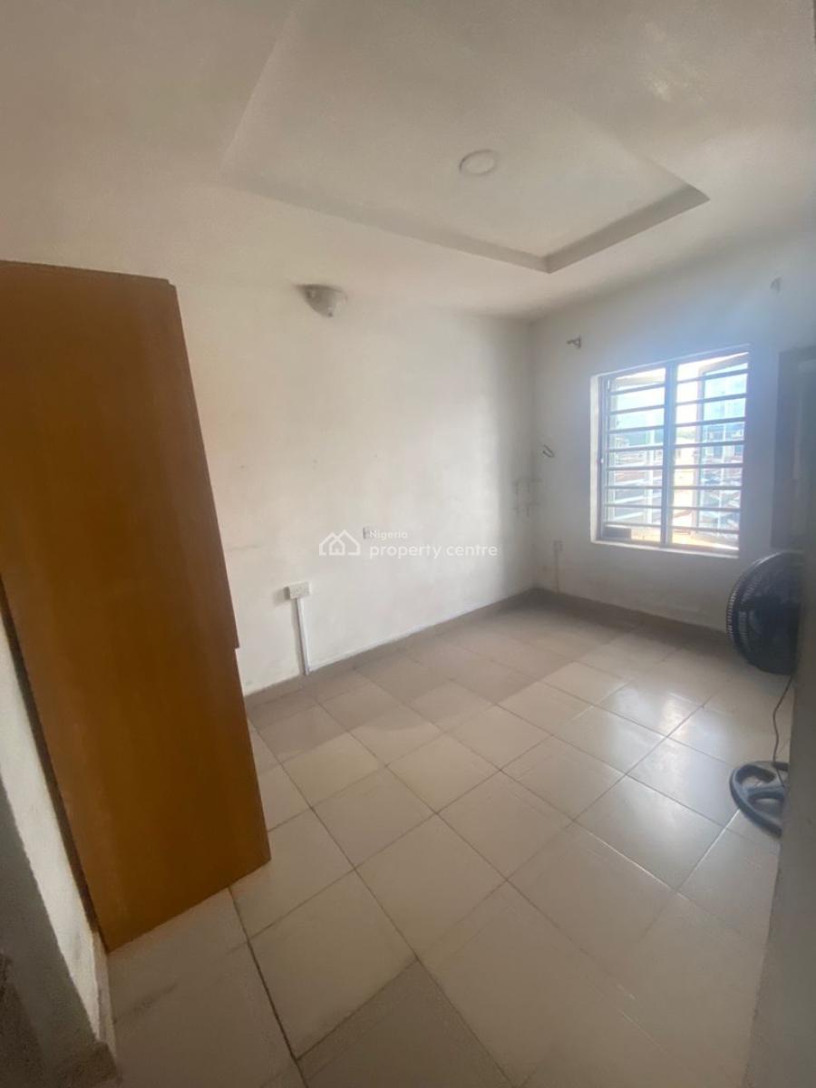 Lovely Service Selfcontain, Oremeji, Akoka, Yaba, Lagos, Self Contain (single Rooms) for Rent