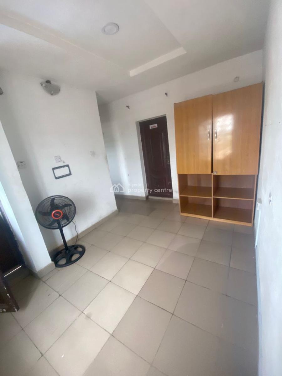 Lovely Service Selfcontain, Oremeji, Akoka, Yaba, Lagos, Self Contain (single Rooms) for Rent