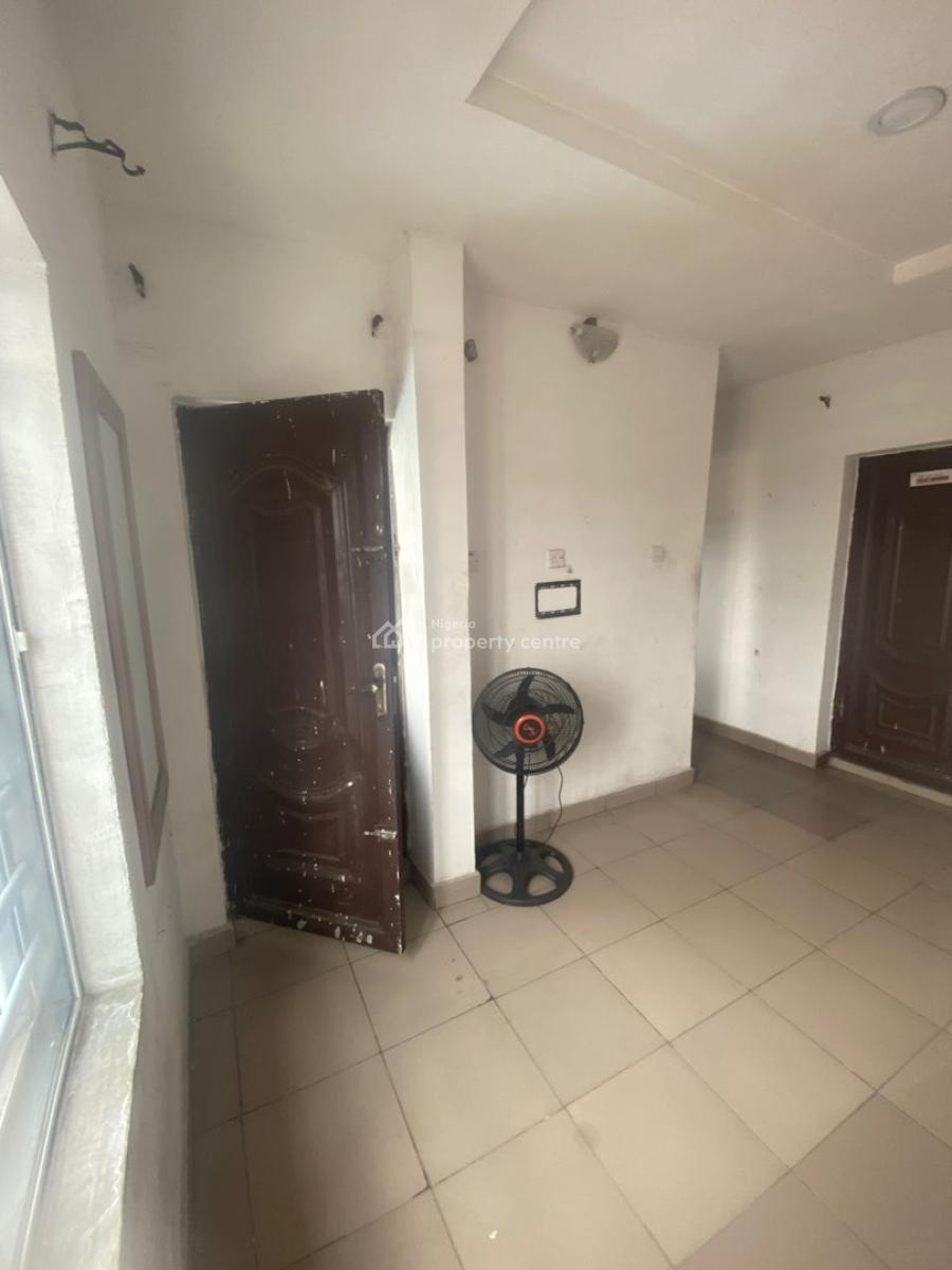 Lovely Service Selfcontain, Oremeji, Akoka, Yaba, Lagos, Self Contain (single Rooms) for Rent
