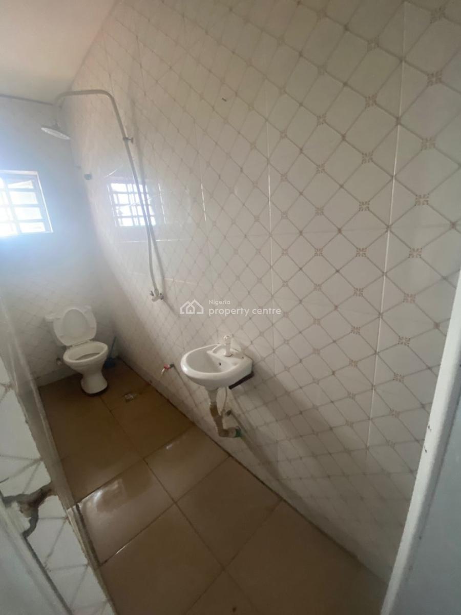 Lovely Service Selfcontain, Oremeji, Akoka, Yaba, Lagos, Self Contain (single Rooms) for Rent