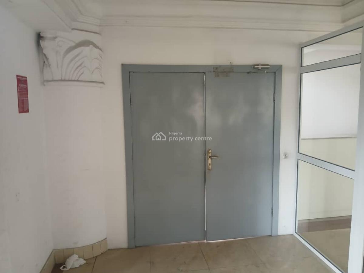 an Office Space Measuring 980sqm on Two Floors., Victoria Island (vi), Lagos, Commercial Property for Rent