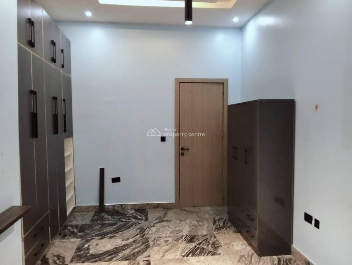 Exquisitely Designed 5 Bedroom Detached Duplex with Guest Charlet & Bq, Guzape District, Abuja, Detached Duplex for Rent