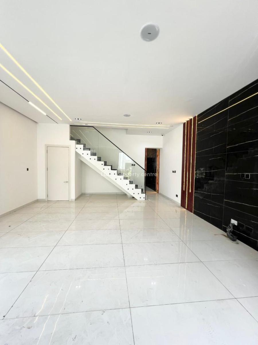 4bedroom Semi Detached Duplex, Orchid Road Lekki, Lekki, Lagos, Semi-detached Duplex for Sale