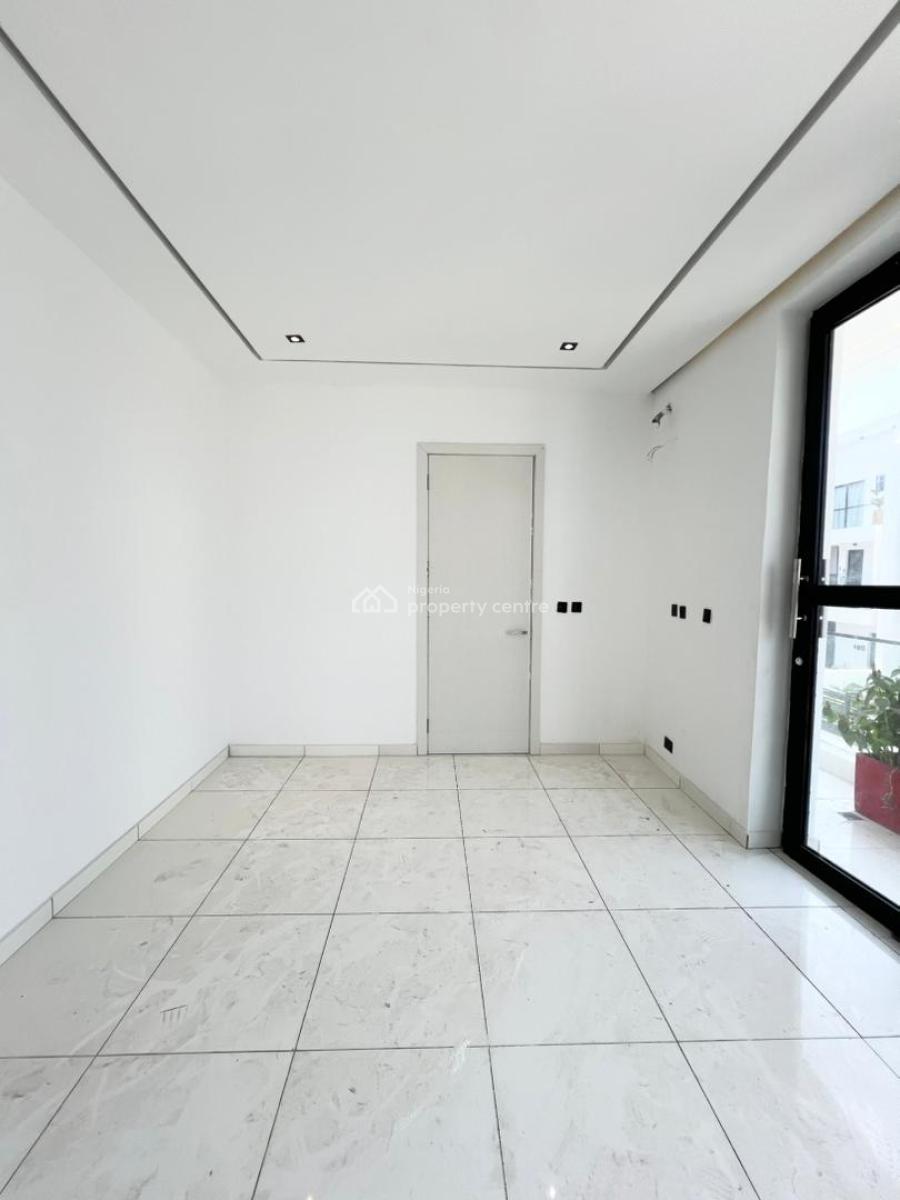 4bedroom Semi Detached Duplex, Orchid Road Lekki, Lekki, Lagos, Semi-detached Duplex for Sale