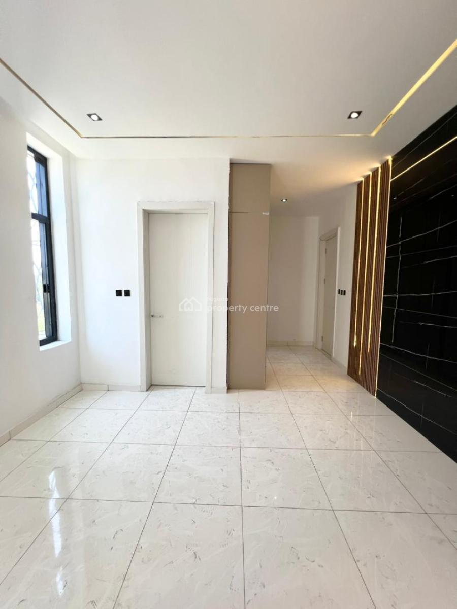 4bedroom Semi Detached Duplex, Orchid Road Lekki, Lekki, Lagos, Semi-detached Duplex for Sale